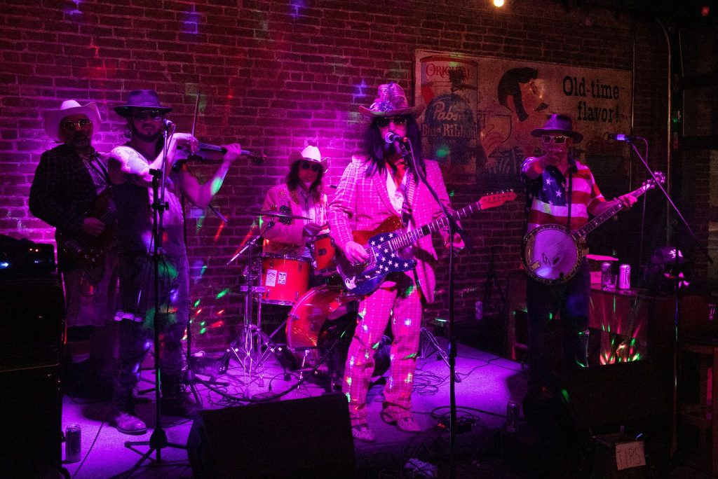 Jimmie Ray Swagger & the Fussy Eaters at Speakeasy